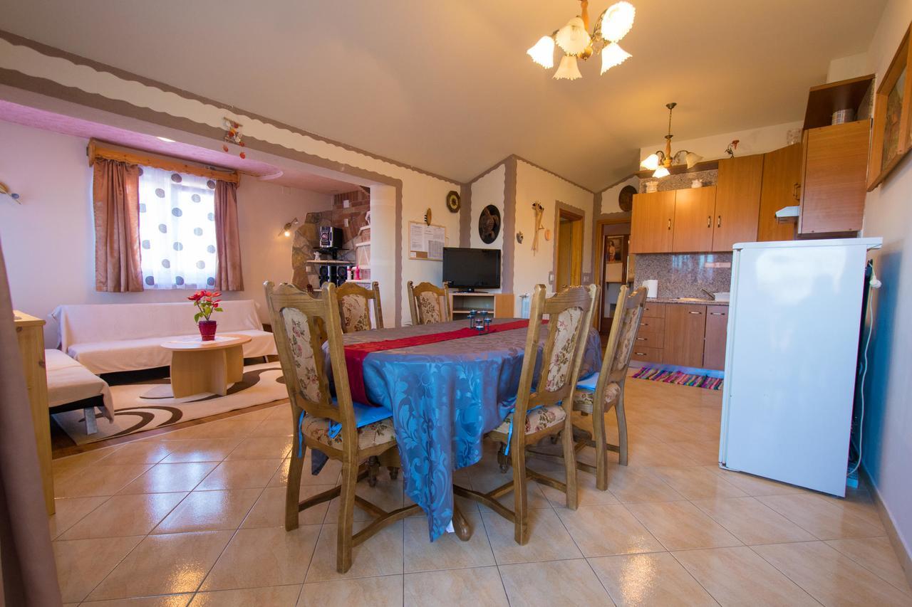 Apartment Hajdi Malinska Kültér fotó